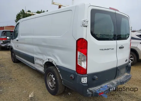 2018 Ford Transit-250 из США, поврежденный, VIN 1FTYR2ZM7JKB02511